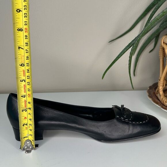 VTG 90 Salvatore Ferragamo Boutique Black Leather Loafers Bow Stitch 10.5A Italy - Picture 12 of 13
